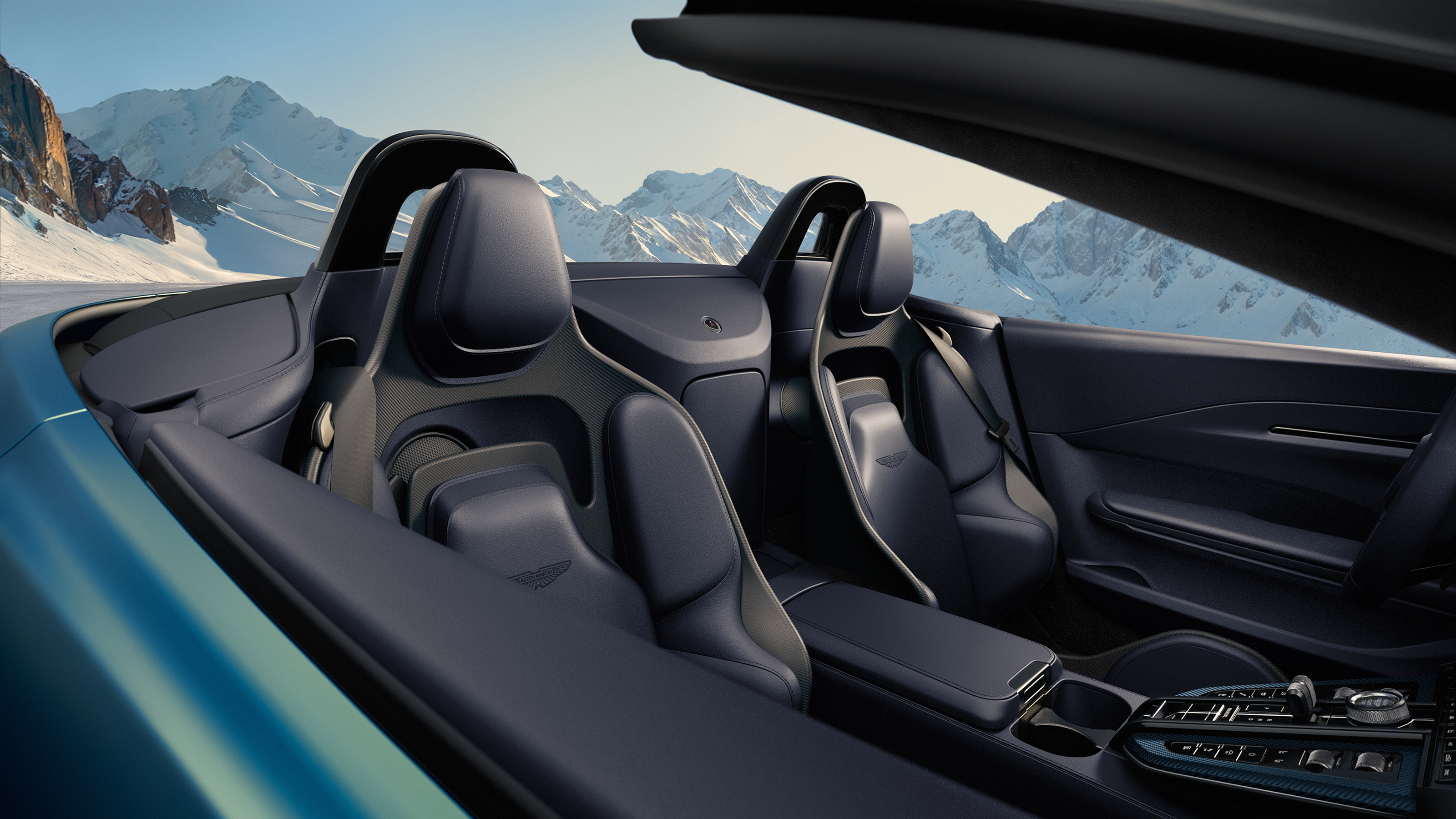 Aston Martin Vantage Roadster seats