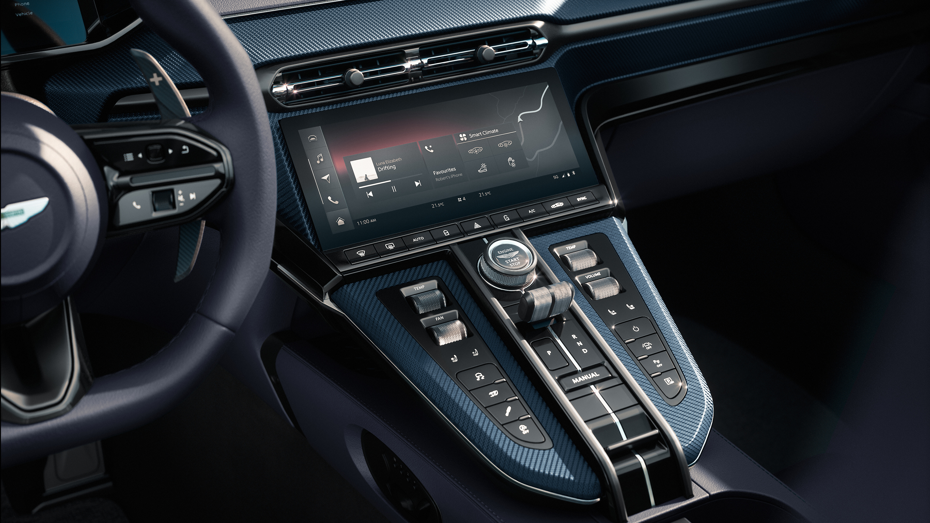 Aston Martin Vantage Roadster console