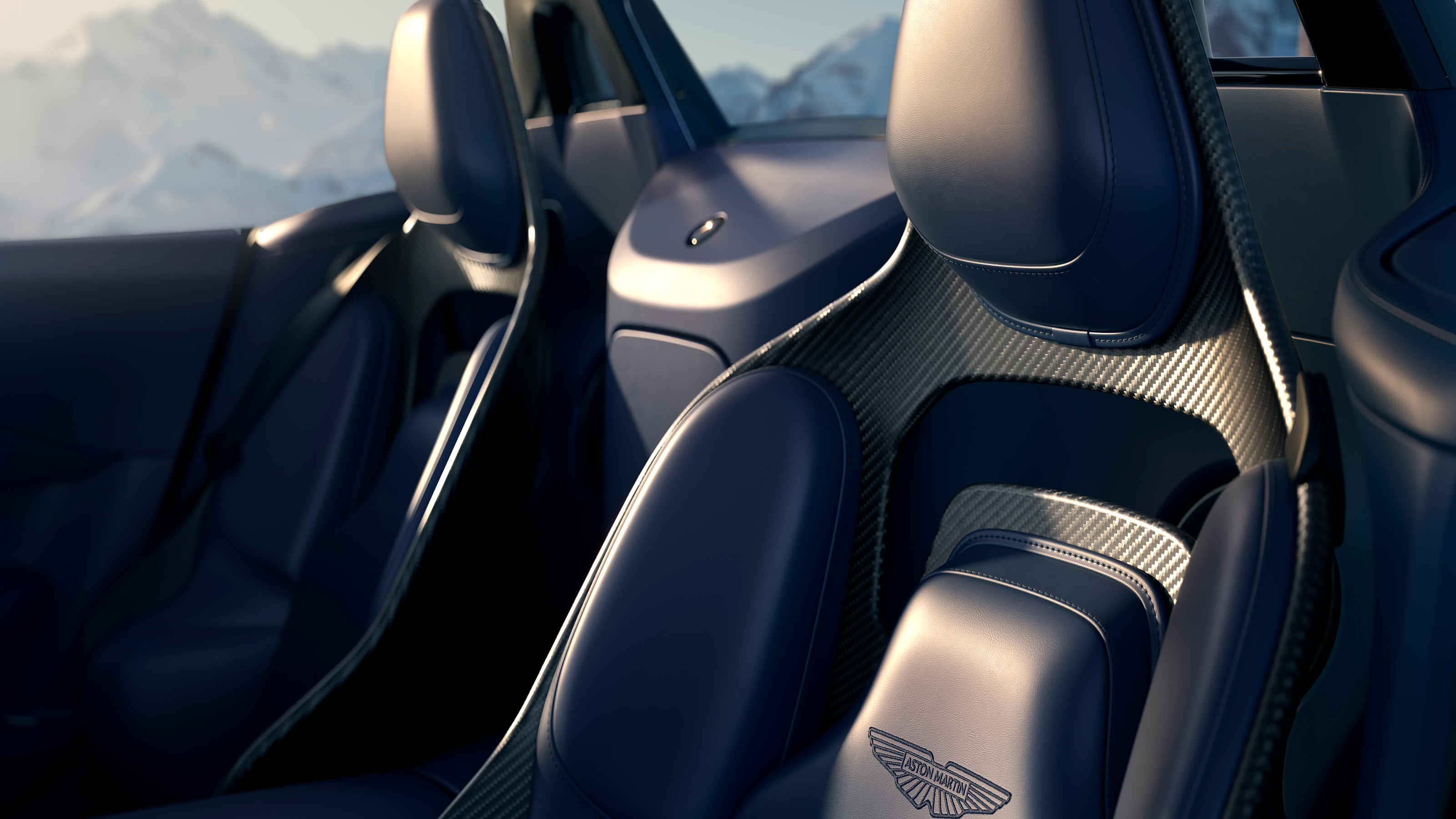 Aston Martin Vantage Roadster seats