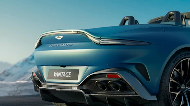 Aston Martin Vantage Roadster rear spoiler
