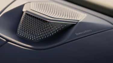 Aston Martin Vantage Roadster speaker