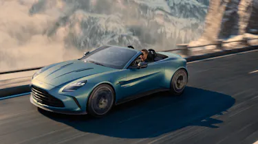 Aston Martin Vantage Roadster front