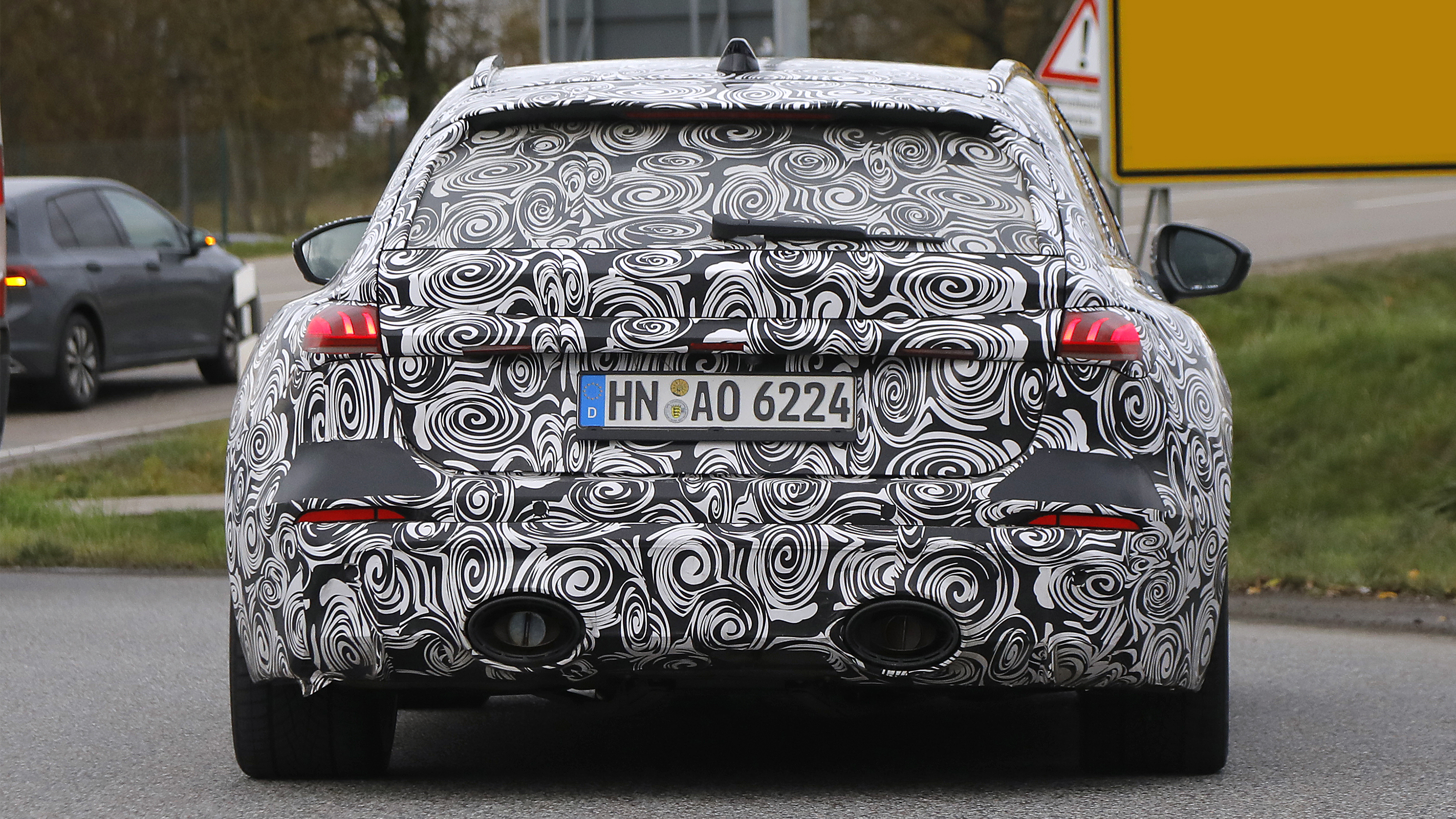 Audi RS5 Avant - rear end