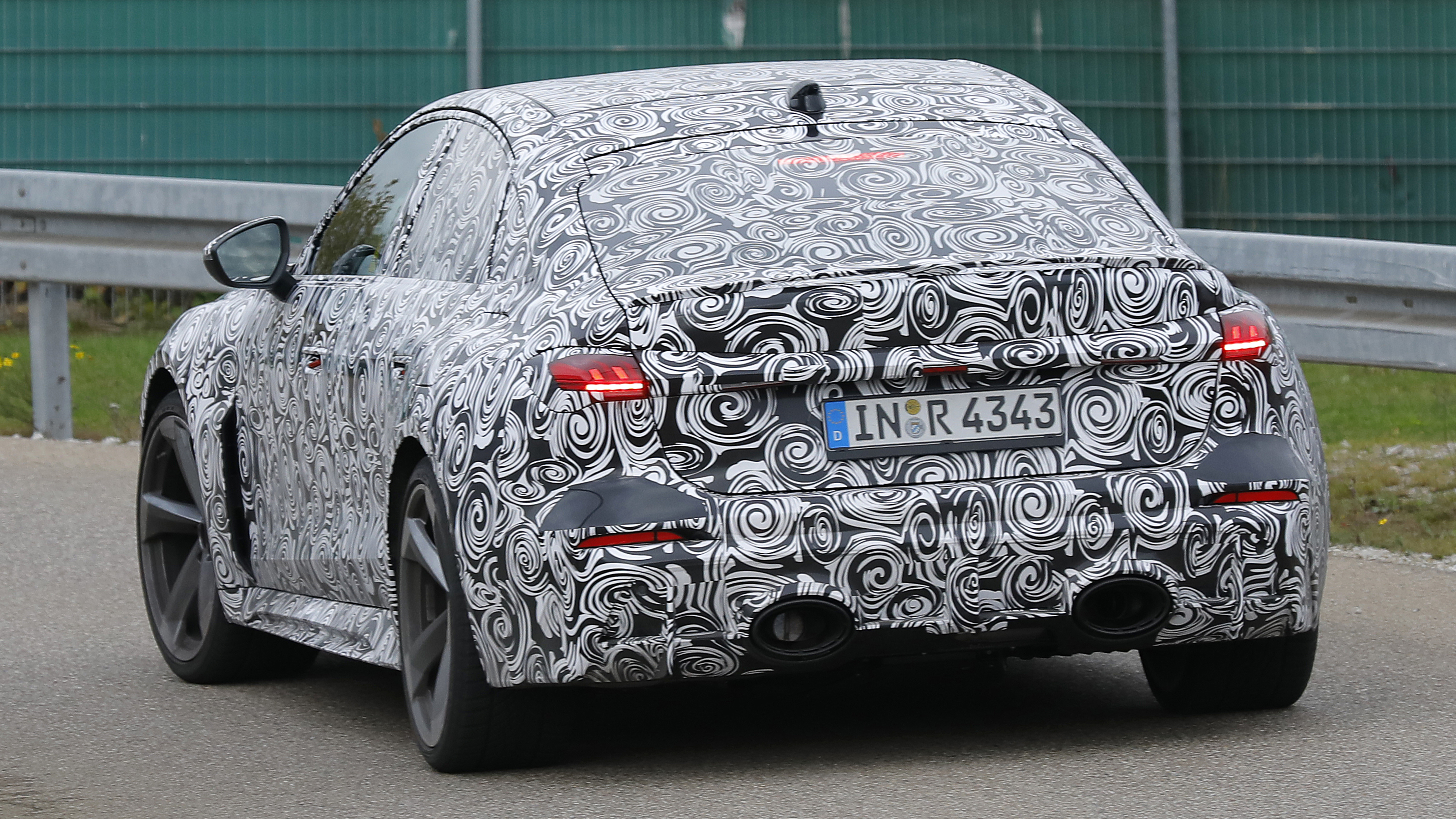 Audi RS5 Avant - dynamic rear angled