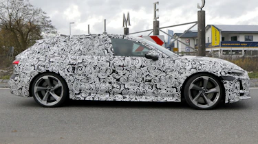 Audi RS5 Avant - side profile