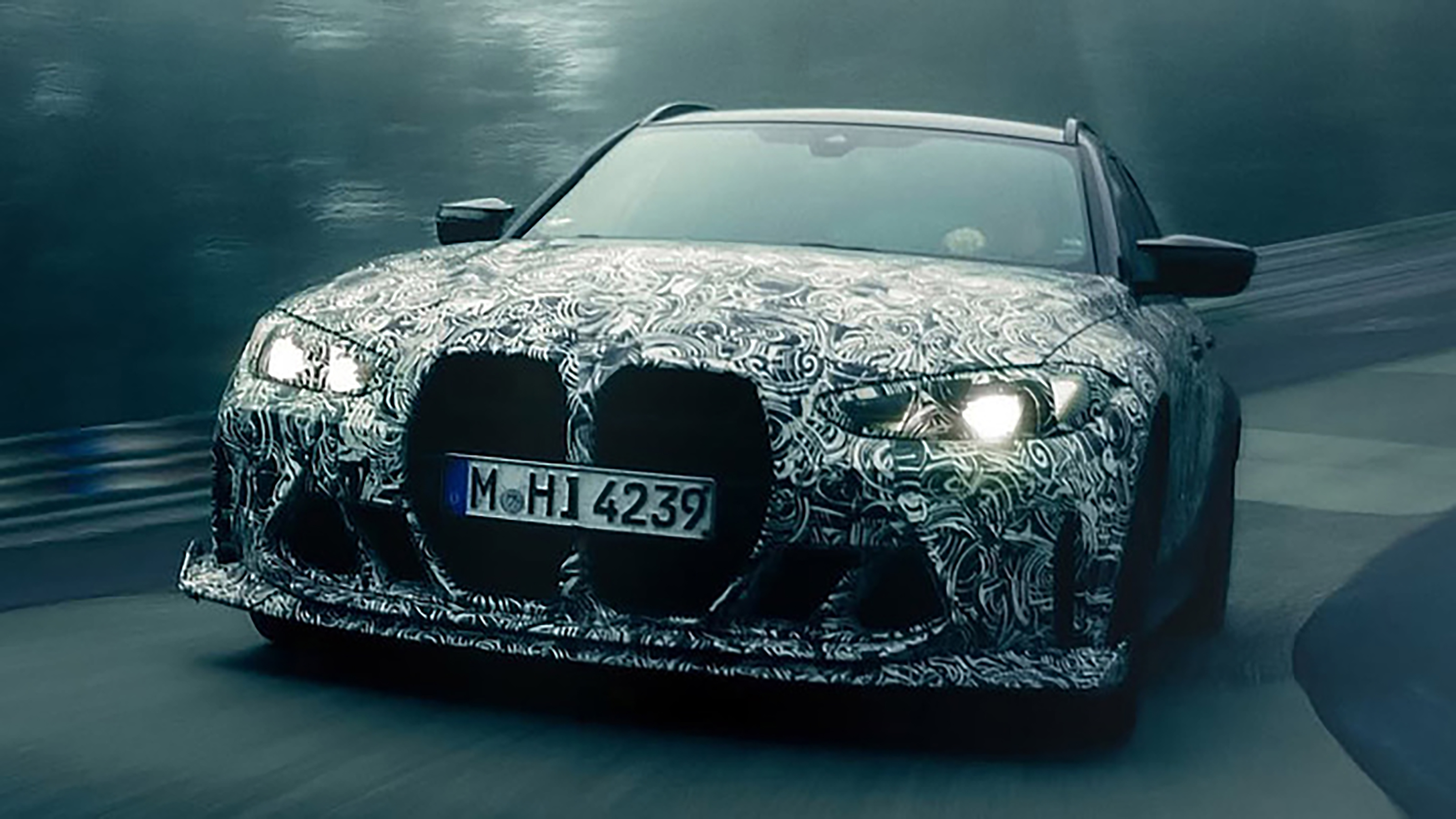 BMW M3 Touring CS - front 3/4