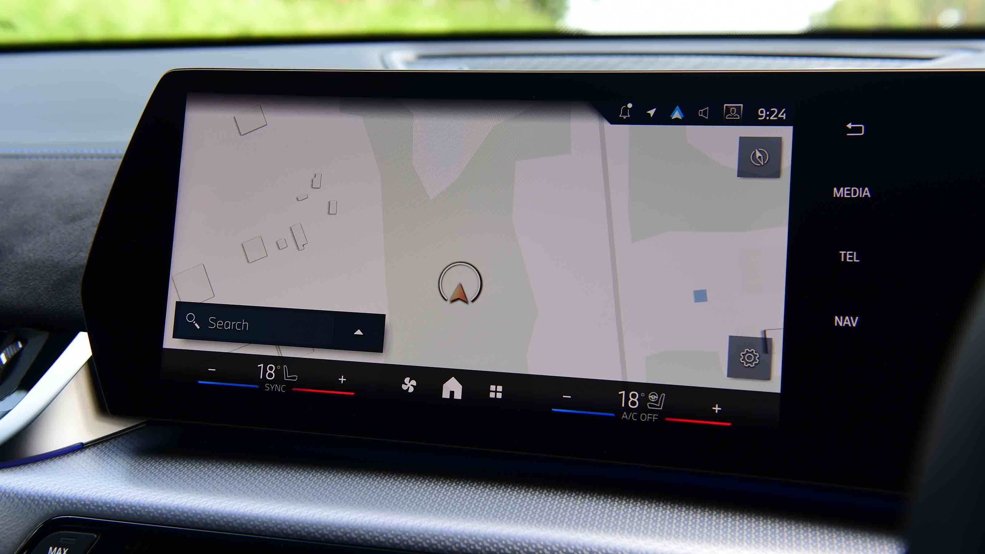 BMW iX2 - sat-nav screen