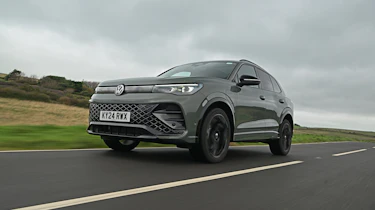 Volkswagen Tiguan - front tracking