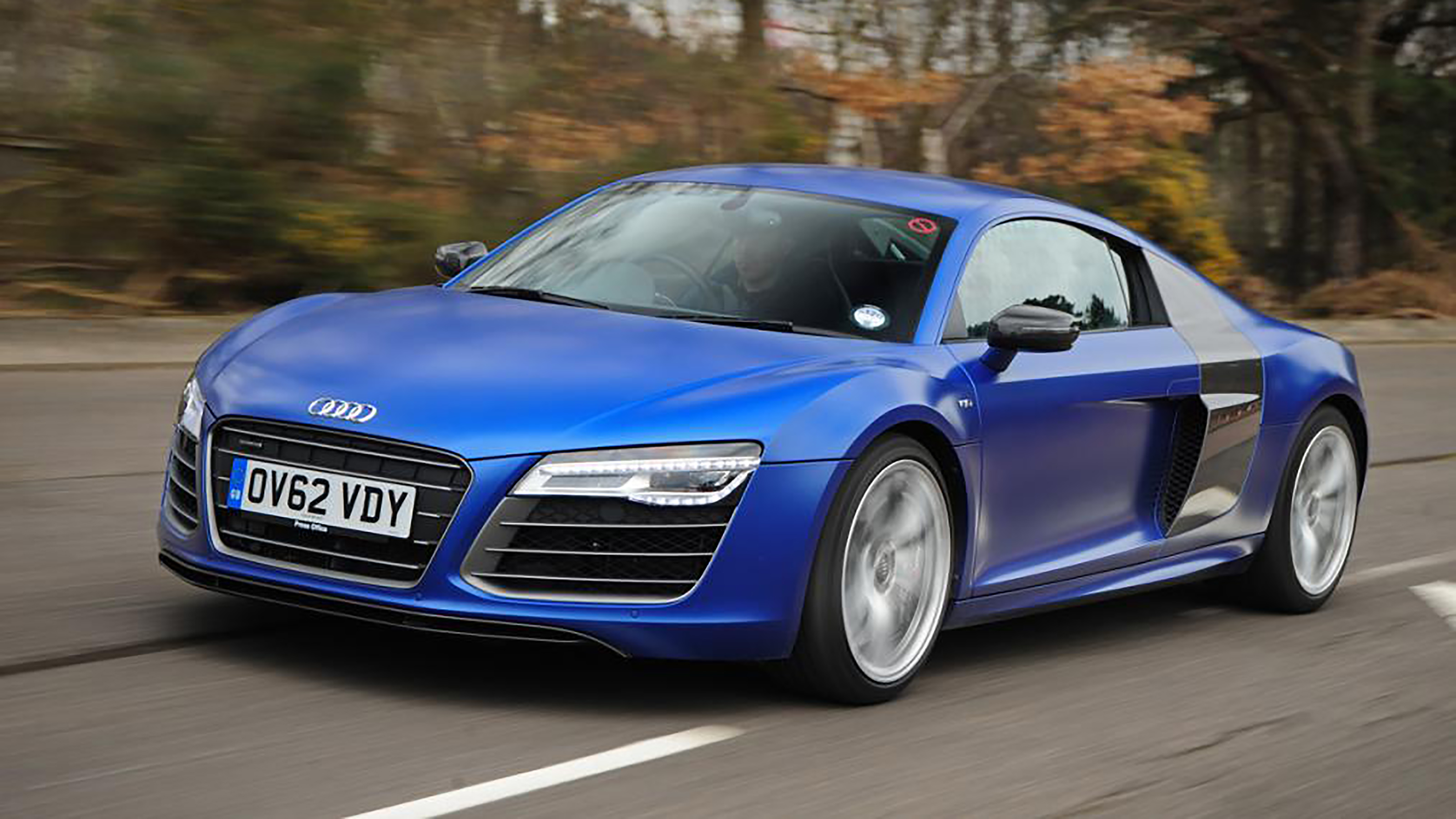 Audi R8 - front tracking