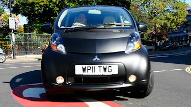 Mitsubishi I - front cornering