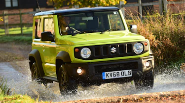 Suzuki Jimny - front action