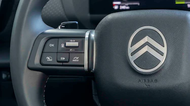 Citroen C4 - steering wheel detail