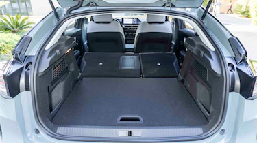 Citroen C4 - rear seats folded