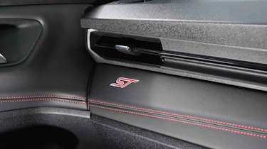 Ford Puma ST - dashboard 'ST' badge detail