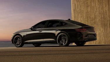 Genesis G80 Black - rear static