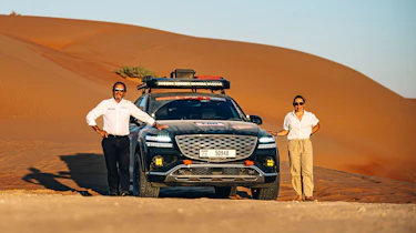 Genesis GV80 Desert Edition - desert