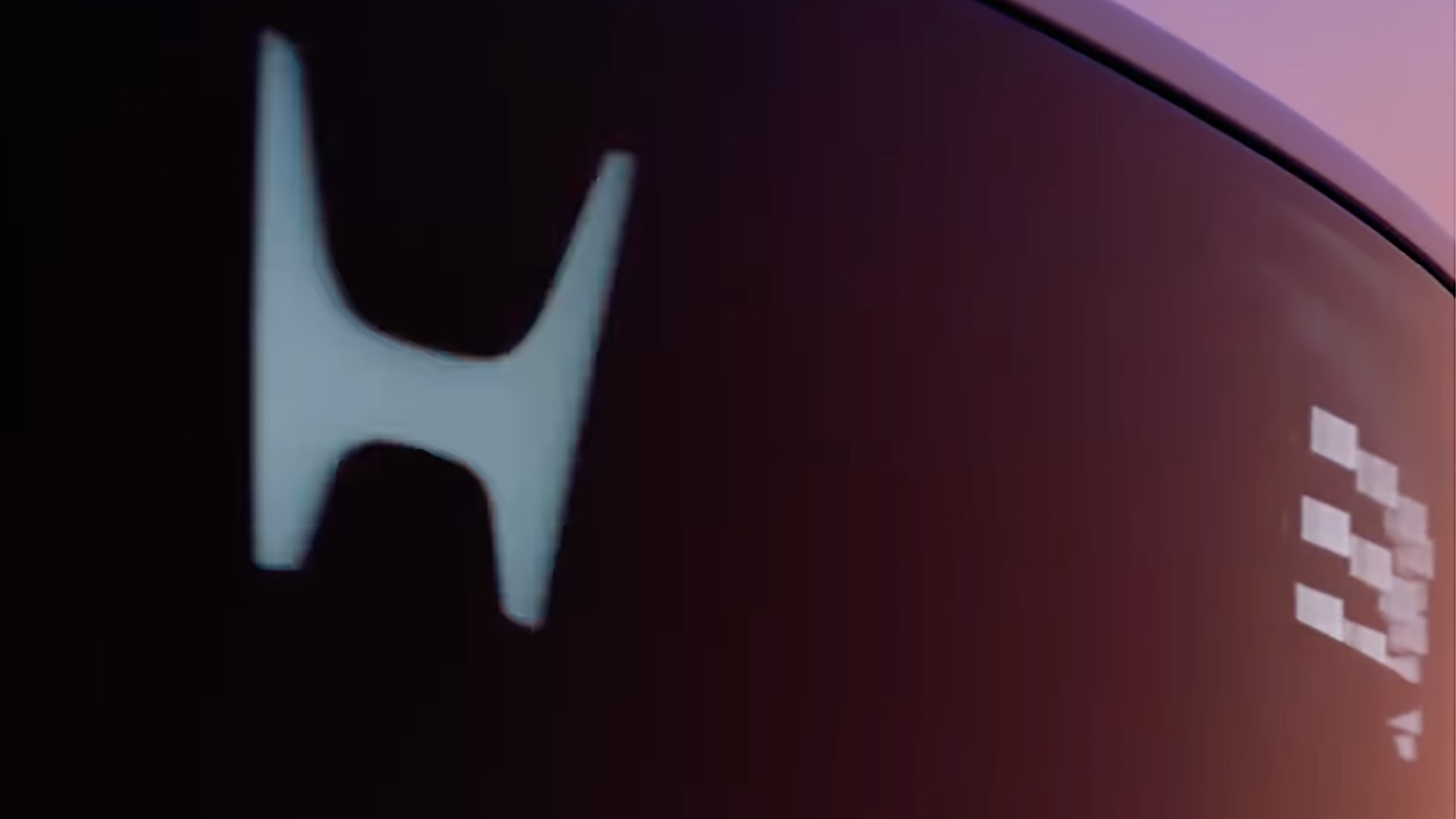 Honda light and front logo