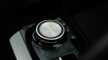 MG4 - gear selector