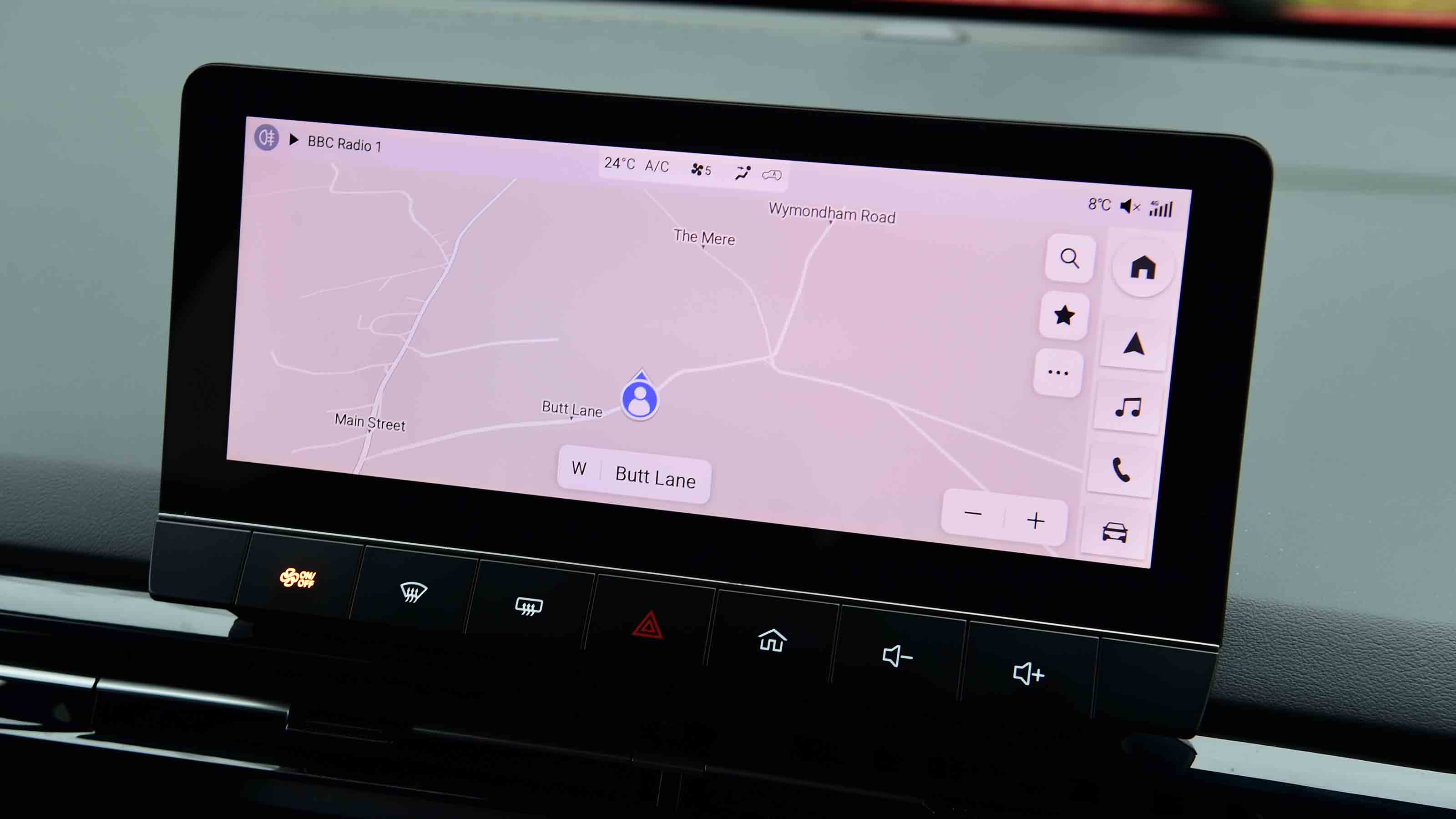 MG4 - sat-nav