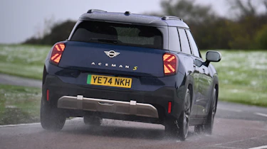 MINI Aceman - rear cornering