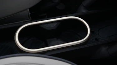 MINI Aceman - cup holders