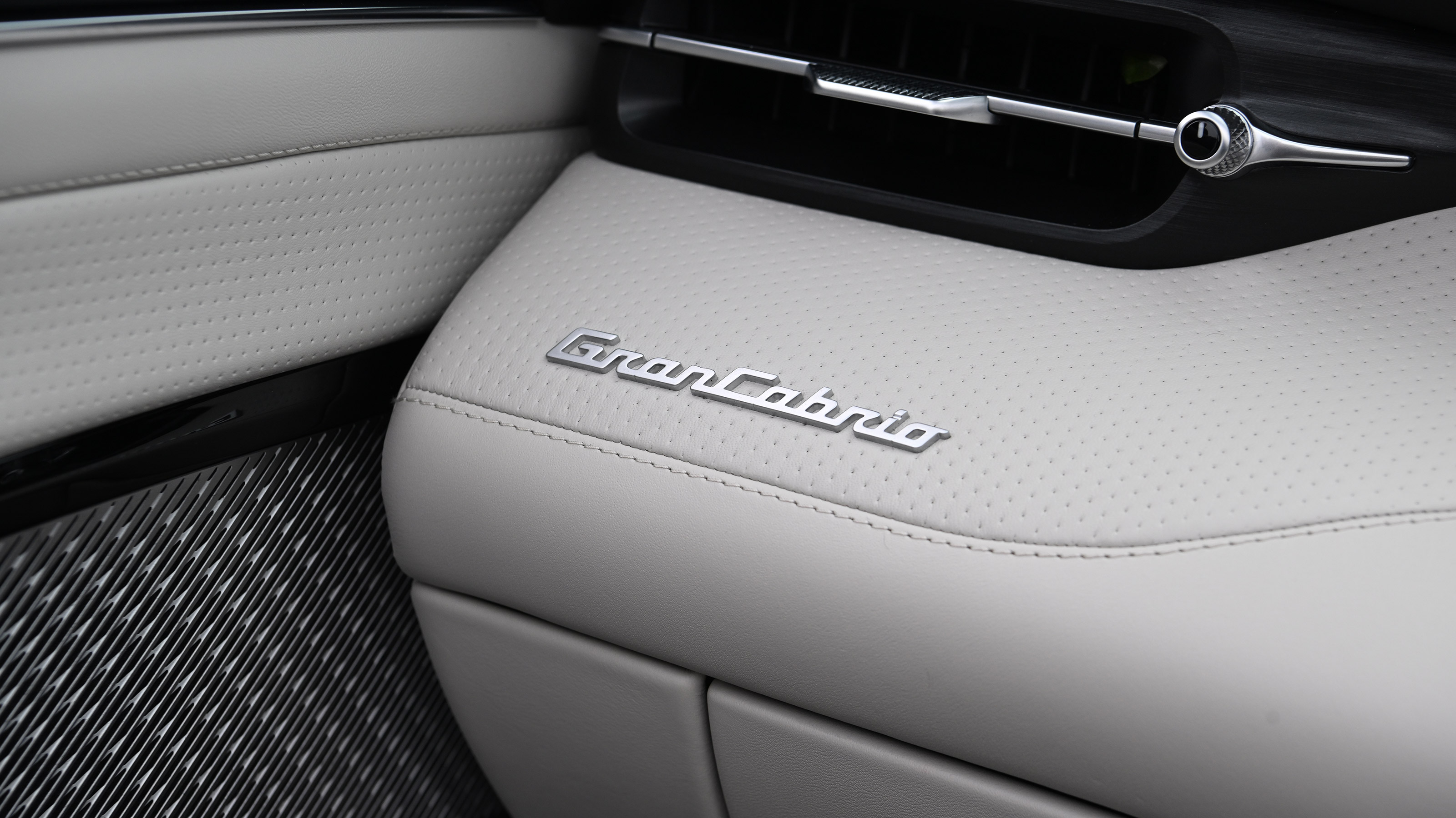 Maserati GranCabrio Trofeo - trim