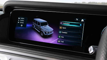 Mercedes G-Class - individual drive mode screen