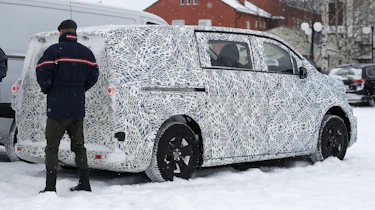 Mercedes V-Class - static rear 3/4