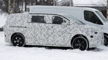 Mercedes V-Class - static side profile