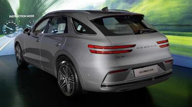 New 2025 Genesis Electrified GV70 - rear 3/4 simulator