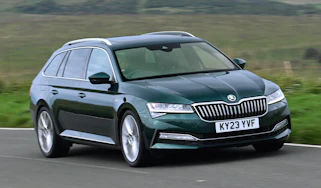 Skoda Superb Sleeper Edition - front