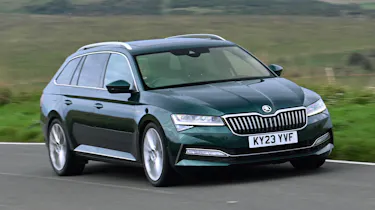 Skoda Superb Sleeper Edition - front