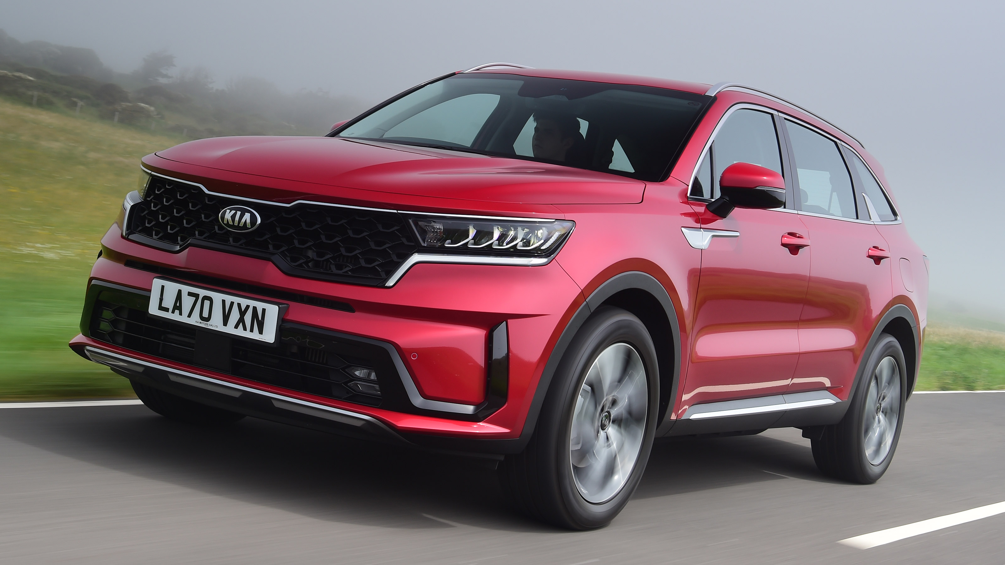 Used Kia Sorento Mk4 - front action