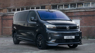 Vauxhall Vivaro GS - front static