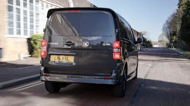 Vauxhall Vivaro GS - rear tracking