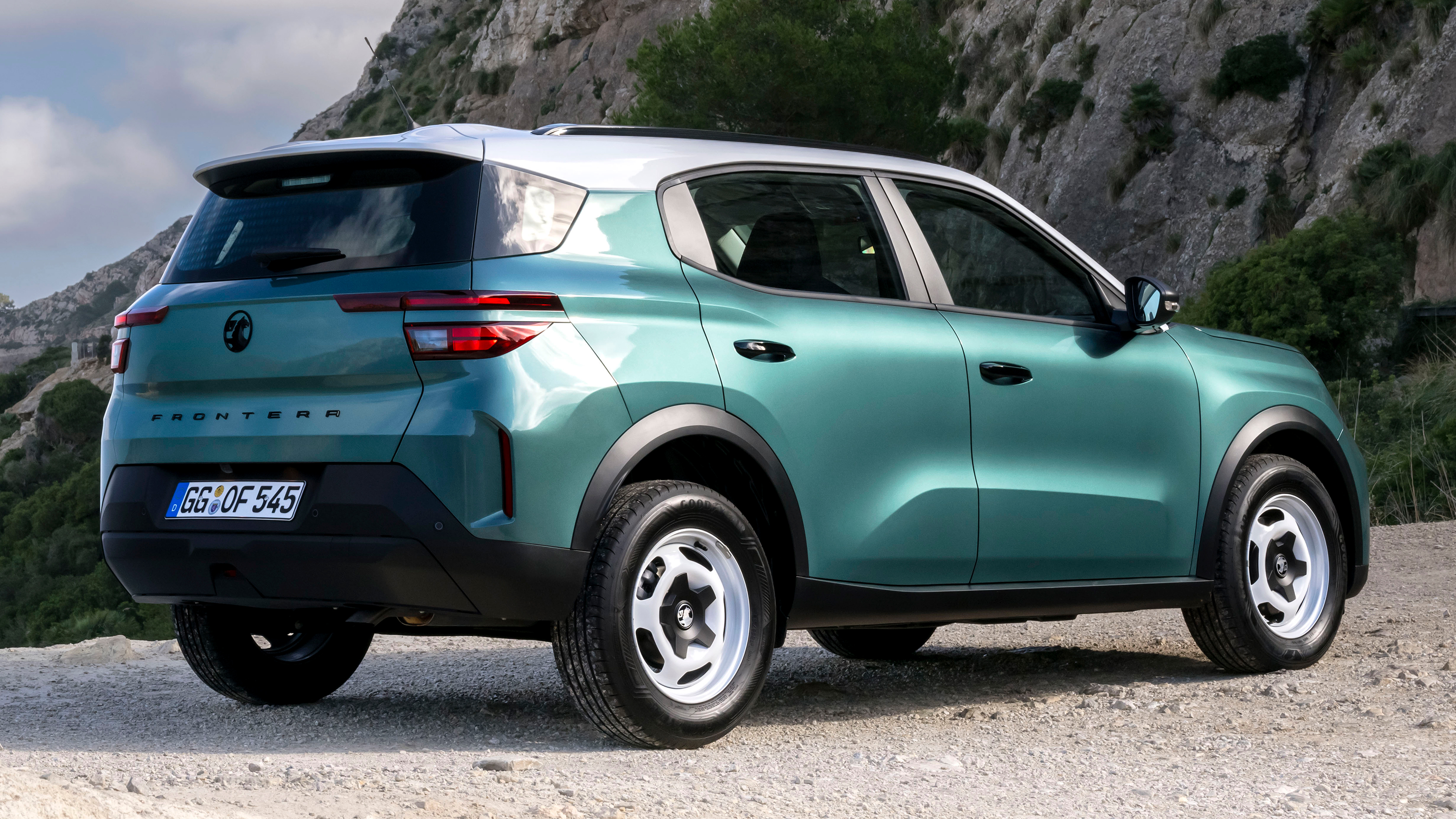 Vauxhall Frontera Hybrid Design Khaki Green - static rear 3/4