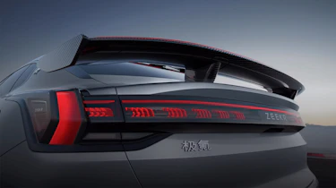 Zeekr 001 FR - tail lights and spoiler