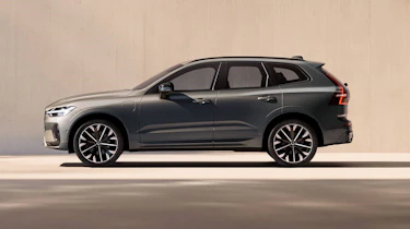 Volvo XC60 - side static