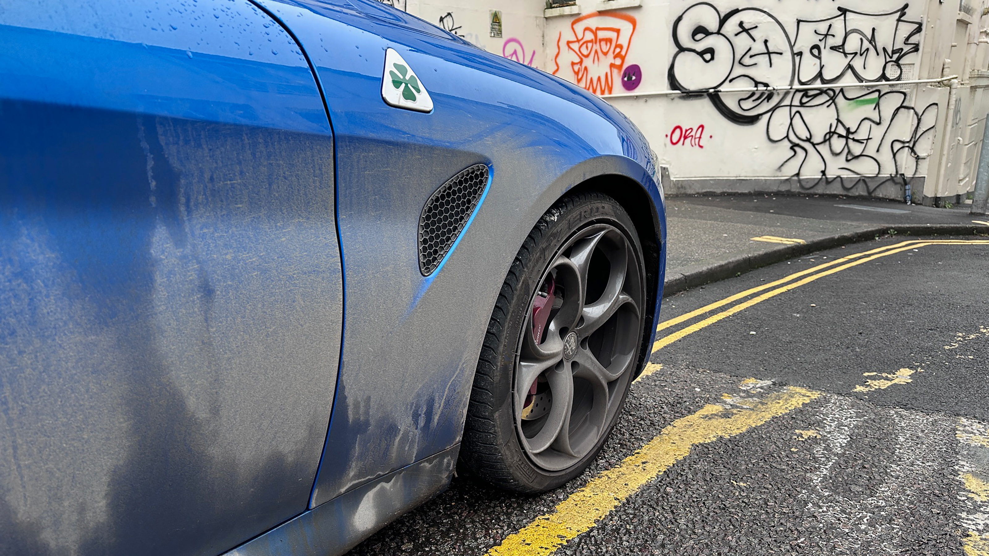 Alfa Romeo Giulia Quadrifoglio - front wing