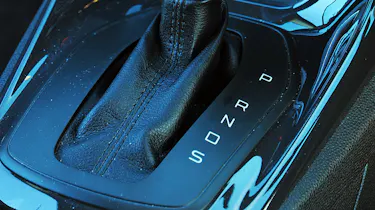 Autoatic gear selector
