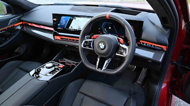 BMW M5 - dashboard