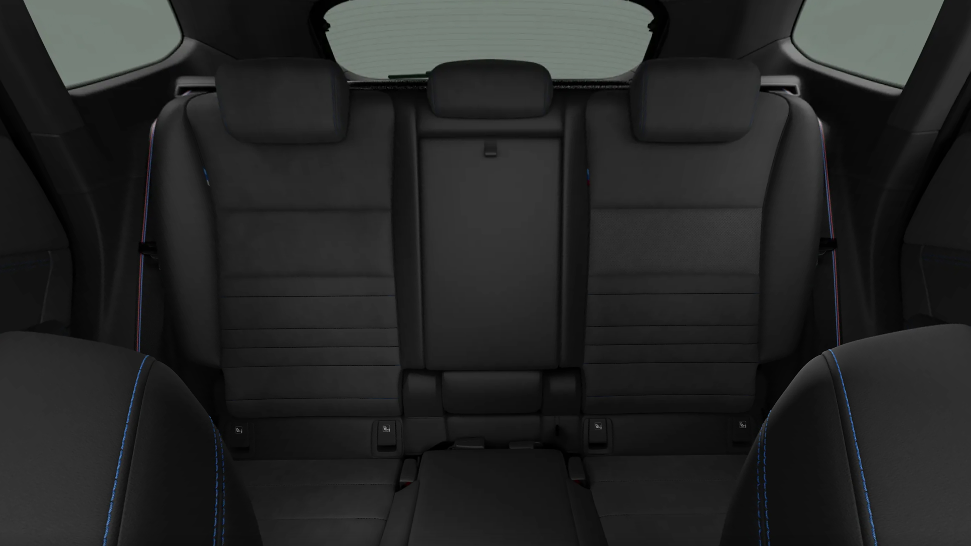 BMW iX1 Shadow Edition - rear seats