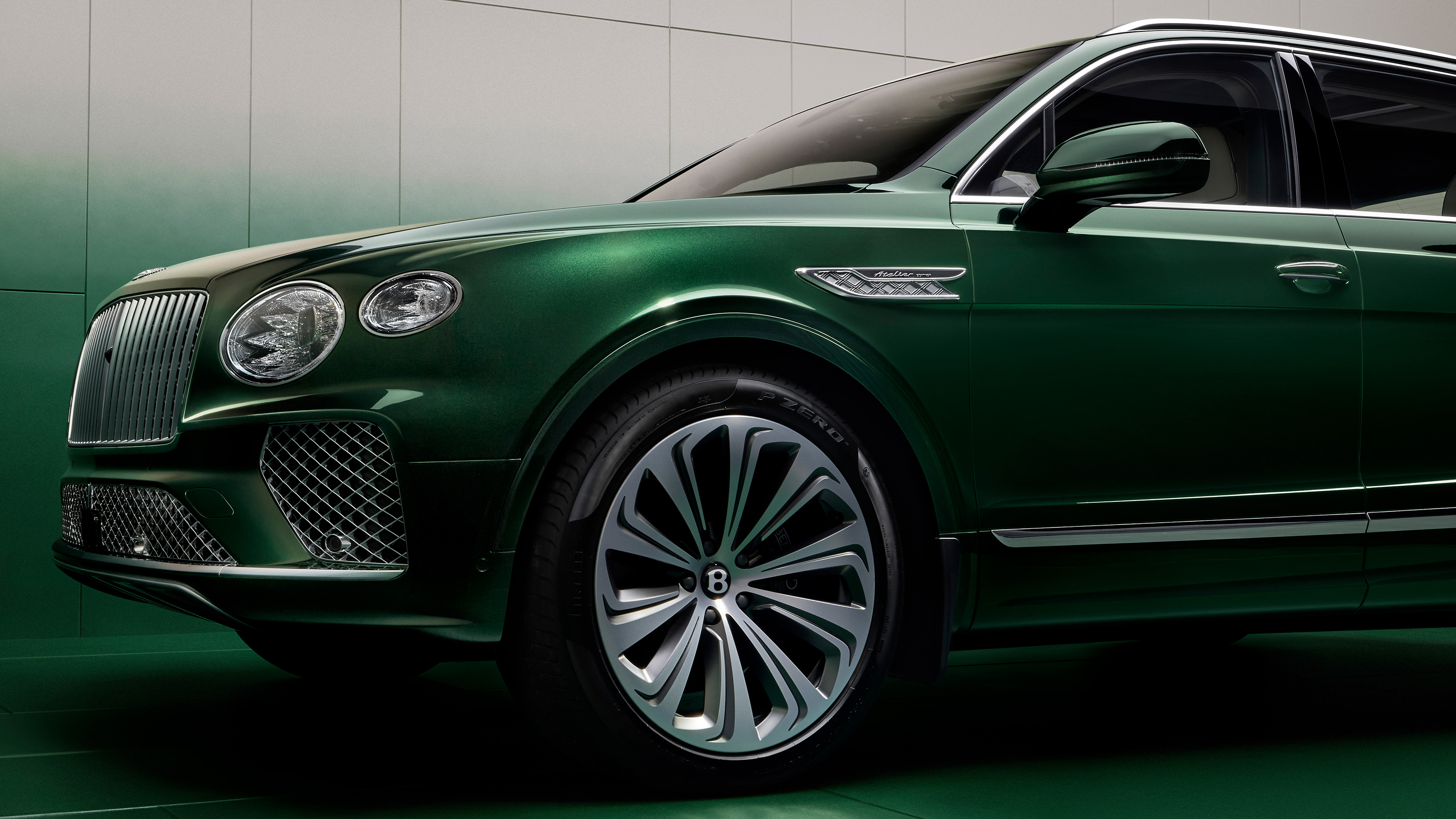 Bentley Bentayga Atelier Edition (Light Emerald) - front end