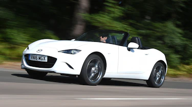 Mazda MX-5 - front tracking