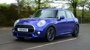 MINI five-door hatch - front tracking