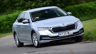 Skoda Octavia - front cornering
