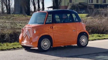 New Caselani Type-Ami - front angled