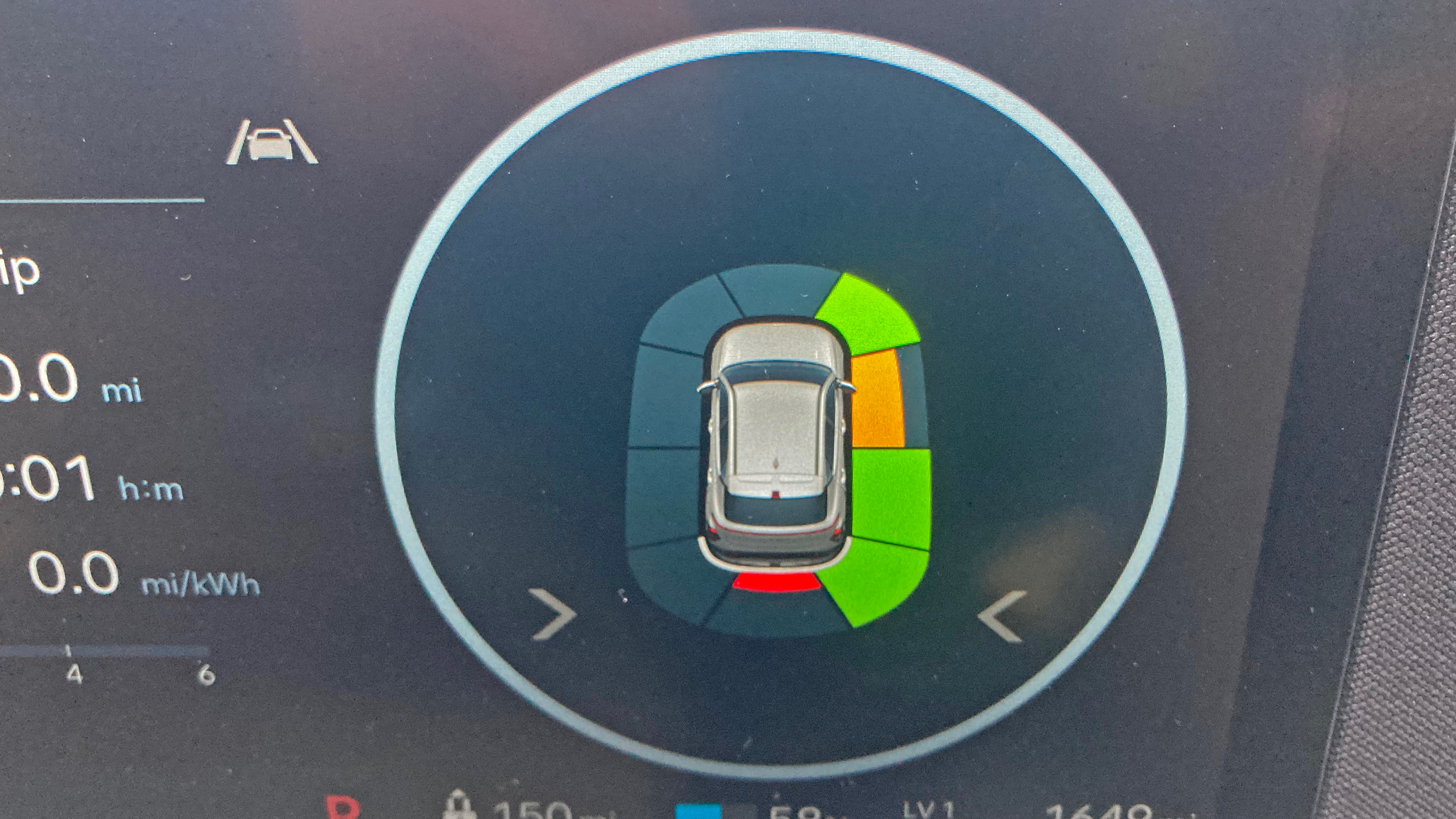 Dashboard displaying parking sensor information