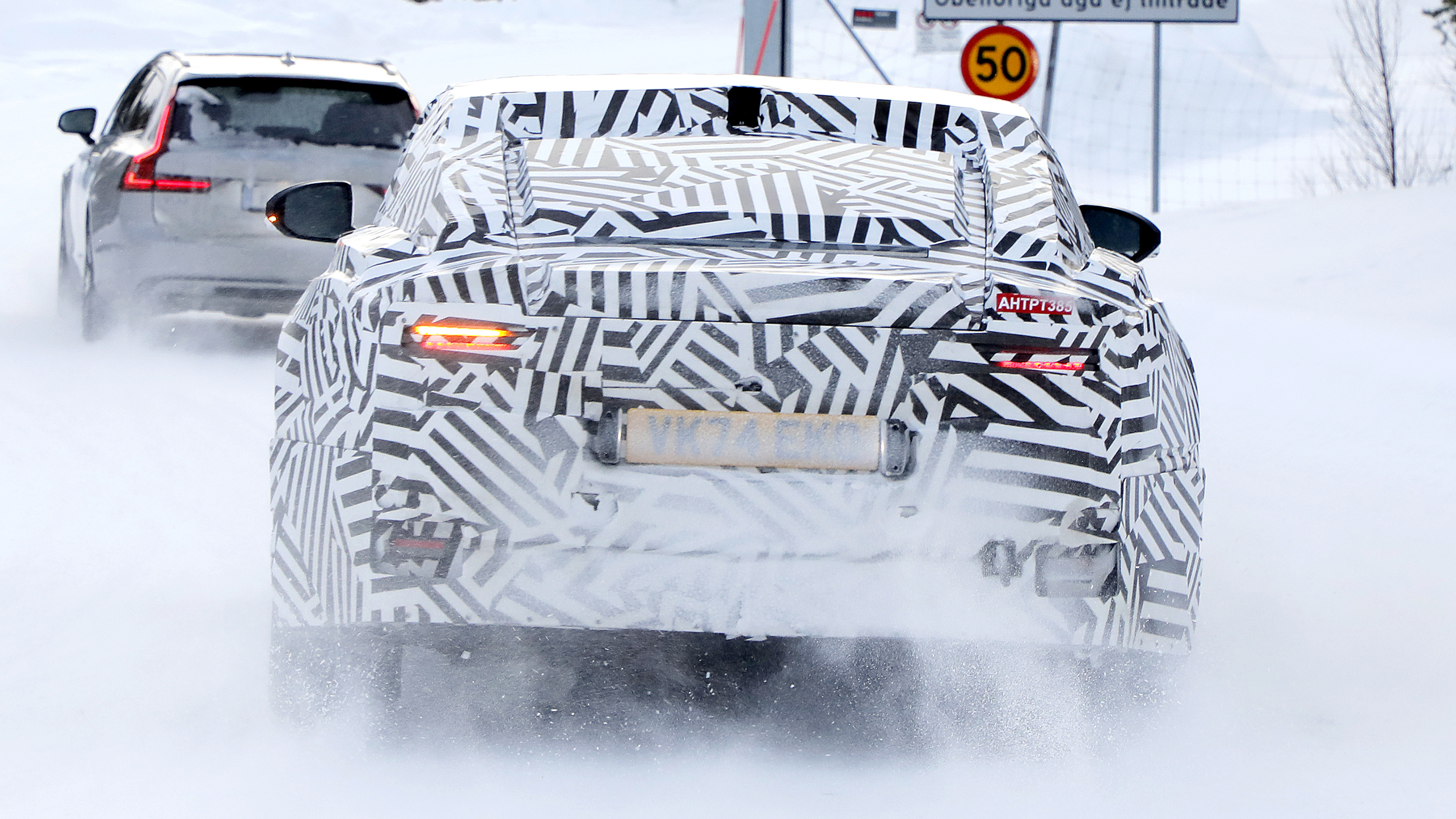 Jaguar Type 00 (camouflaged) - rear cornering