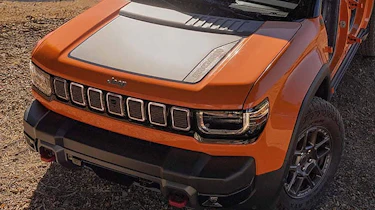 Jeep Recon preprod - bonnet
